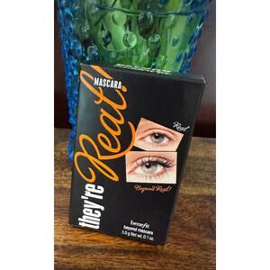 NEW in Box – Benefit They’re Real! Beyond Mascara (Travel Size, 3g)